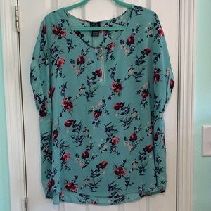 Justify teal color with floral print short sleeve blouse Size 2X